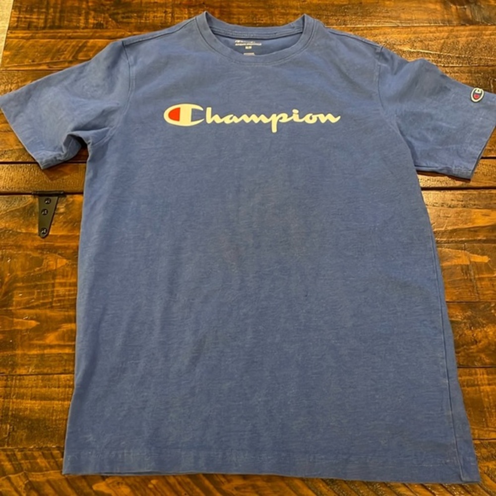 Men’s champion t shirt